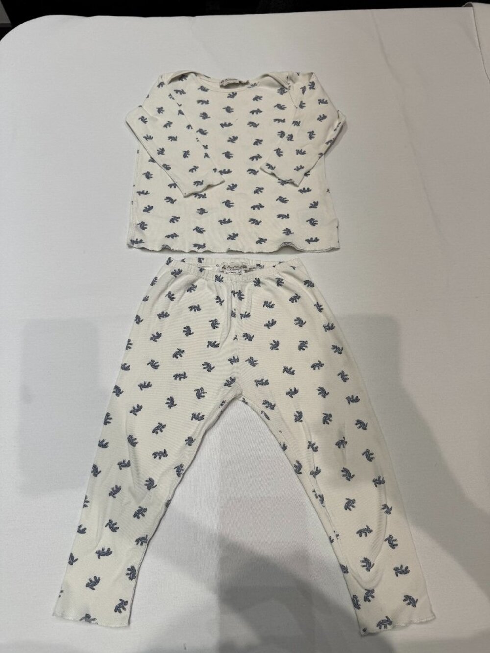 Boys Bonpoint x Maison Kitsuné Timi set featuring all-over fox and print size 3A
